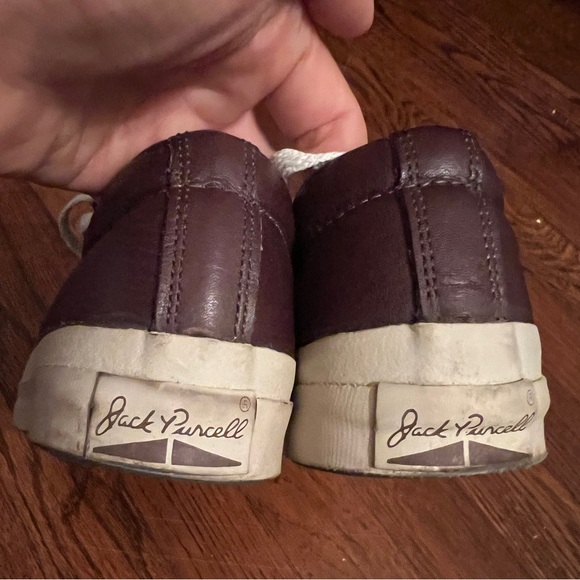 Converse Women Jack Purcell leather low top, lace up sneaker shoes. Size 7 - Picture 5 of 7